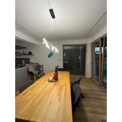 LED Pakabinamas sietynas TWIST LED/37W/230V 4000K 120 cm juoda