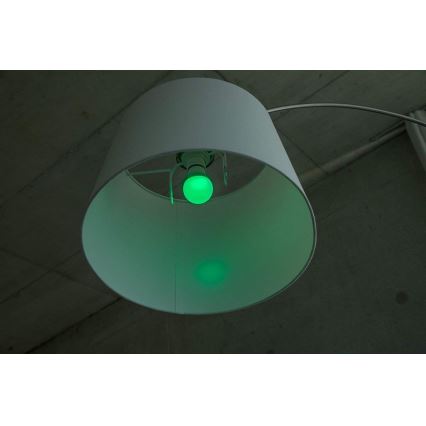 LED pritemdoma elektros lemputė RGB STAR E14/4,5W/230V 2700K – Osram