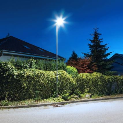 LED Pritemdoma saulės energijos gatvės lempa su jutikliu KERS LED/300W/3,2V 6500K 8000 mAh IP65 pilka + nuotolinio valdymo pultas