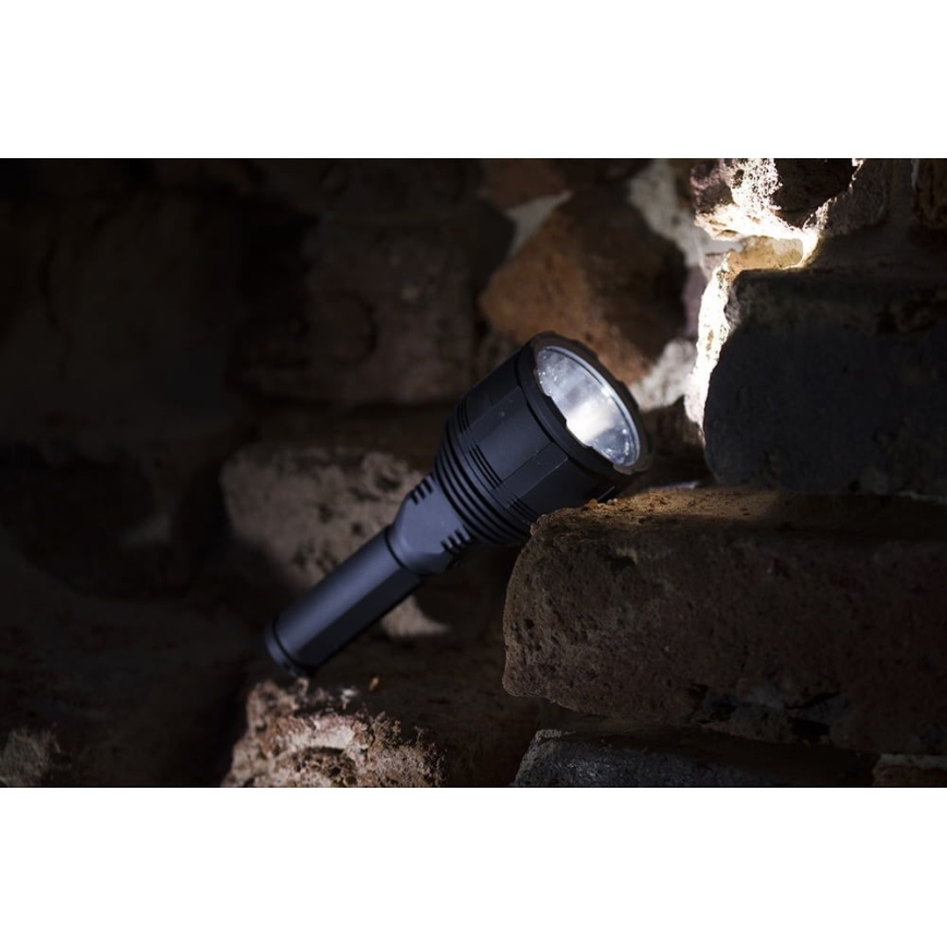 LED Pritemdomas įkraunamas žibintuvėlis LED/30W/5V IPX7 3000 blizgus 4200 mAh