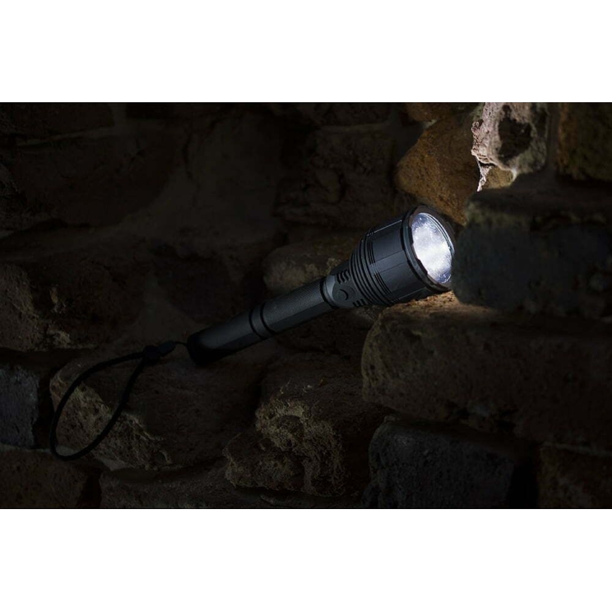 LED Pritemdomas įkraunamas žibintuvėlis LED/30W/5V IPX7 3000 blizgus 8400 mAh