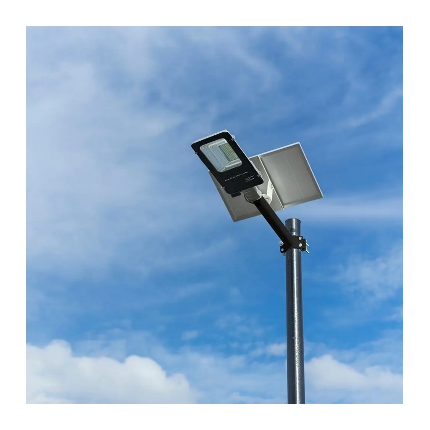 LED Pritemdomas saulės gatvės lempa LED/50W/6,4V 6000K IP65 50000 mAh + nuotolinio valdymo pultas