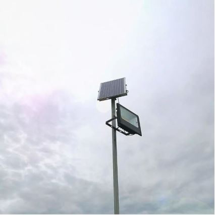 LED Pritemdomas saulės prožektorius LED/12W/3,2V 6000K IP65 5000 mAh + nuotolinio valdymo pultas