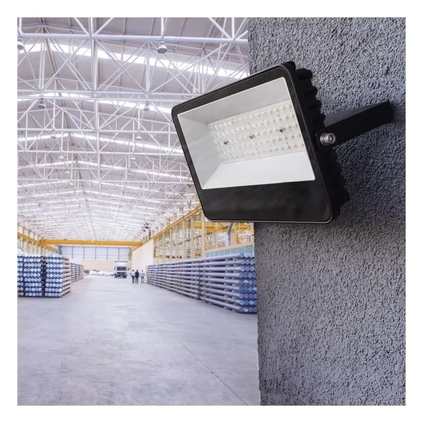 LED prožektorius AVENO LED/48W/230V 4000K 7200 lm IP66 juodas
