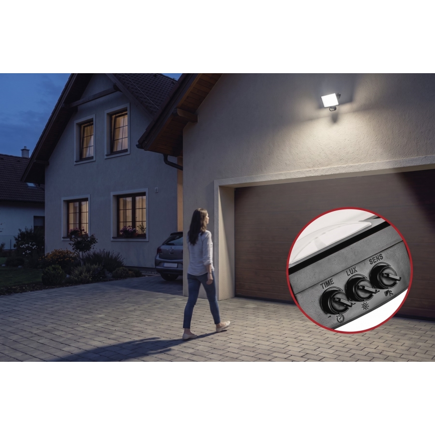 LED prožektorius TAMBO EVO su judesio ir sutemų jutikliu, 30 W, 230 V, 4000 K, IP44, juodas