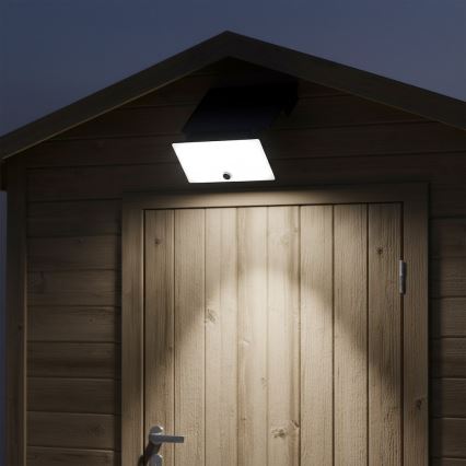 LED prožektorius su jutikliu ir saulės moduliu FUJI LED/8W/3,7V 2000 mAh IP44