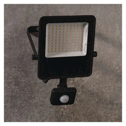 LED prožektorius su jutikliu VISIO LED/50W/230V 4000K IP65