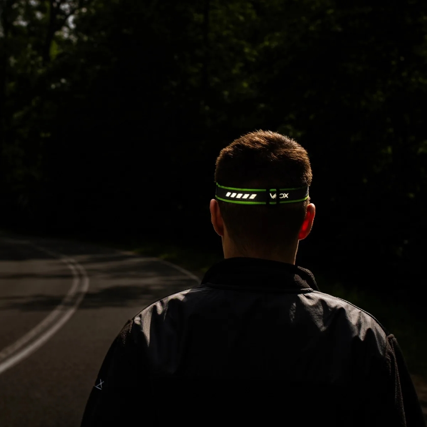 LED reguliuojamo ryškumo įkraunama galvos lempa LED/10W/5V/3xAAA IP66 800 lm 1000 mAh