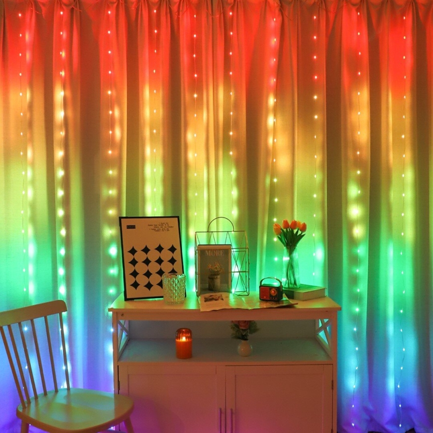 LED RGB Pritemdoma kalėdinė užuolaidėlė WIZARD 300xLED/USB 3x3m + nuotolinio valdymo pultas