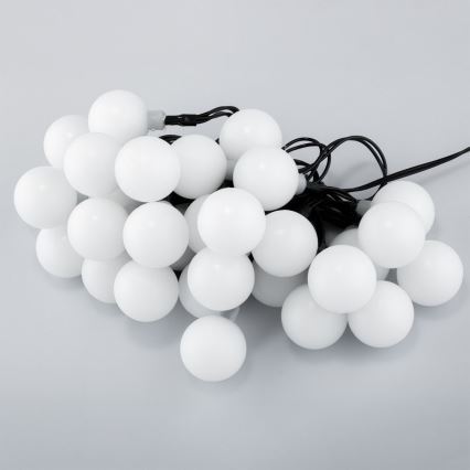LED RGB Saulės grandinė PARTY 30xLED/1,2V 400 mAh 3,9 m IP44