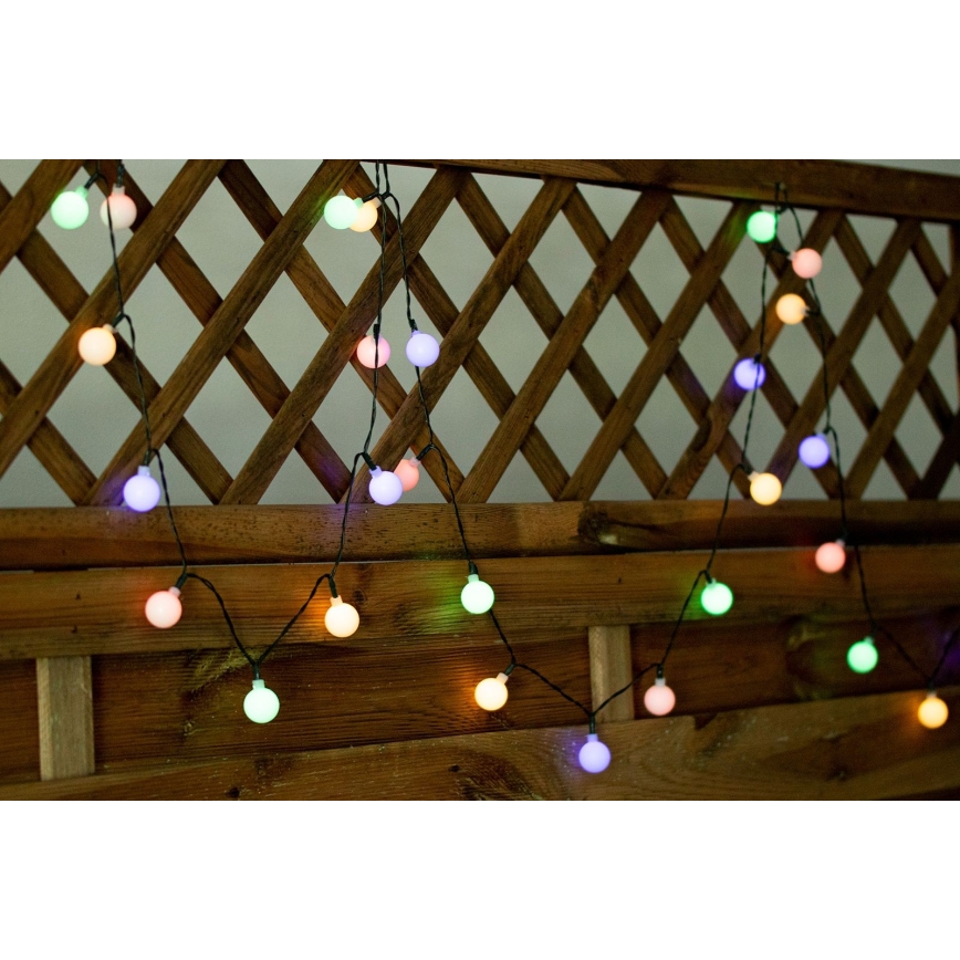 LED RGB Saulės grandinė PARTY 30xLED/1,2V 400 mAh 3,9 m IP44