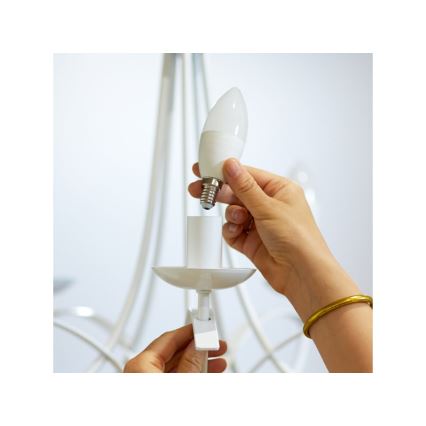 LED RGBW Reguliuojama lemputė C37 E14/4,9W/230V 2200-6500K CRI 90 Wi-Fi -WiZ