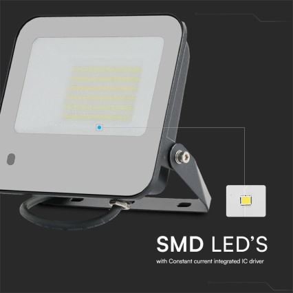 LED RGBW šviesos reguliavimas Prožektoriaus šviestuvas LED/50W/230V IP65 pilka + nuotolinio valdymo pultas