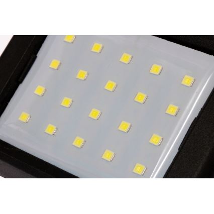 LED sieninis šviestuvas su jutikliu, įkraunamas saulės energija LED/0,55W/3,7V 1200 mAh IP65