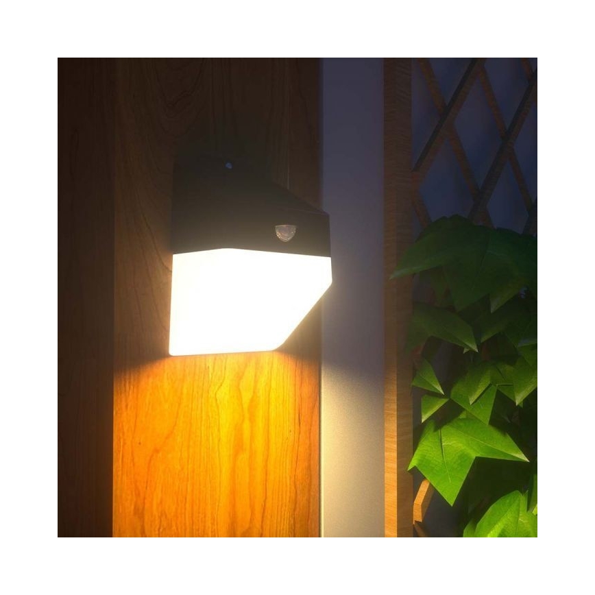 LED sieninis šviestuvas su jutikliu, įkraunamas saulės energija LED/2W/3,7V 4000K IP65