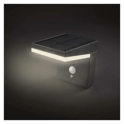 LED sieninis šviestuvas su jutikliu, įkraunamas saulės energija LED/4,4W/3,7V 2200 mAh IP44