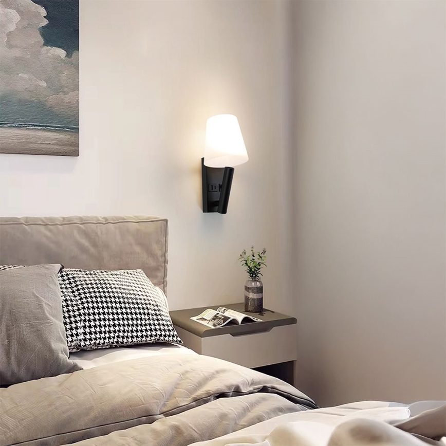 LED sieninis šviestuvas su USB prievadu, 2 W, 230 V, 3000 K, juodas/baltas