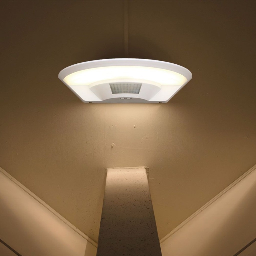 LED Sieninis vonios šviestuvas su jutikliu SAMSUNG CHIP LED/10W/230V 4000K IP54 balta