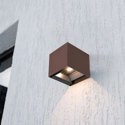 LED saulės sieninis šviestuvas su jutikliu LED/9W/3,7V 3000/4000/5000K IP65 2600 mAh rudas