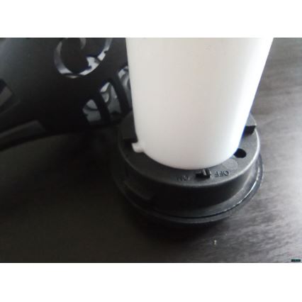 LED šviestuvas, įkraunamas saulės energija su prietemos jutikliu LED/1,2W/1,2V 600 mAh IP44