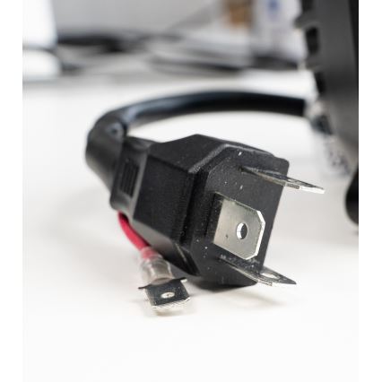 LED Traktoriaus priekinis žibintas LED/69W/10-30V IP69 5700K stačiakampis