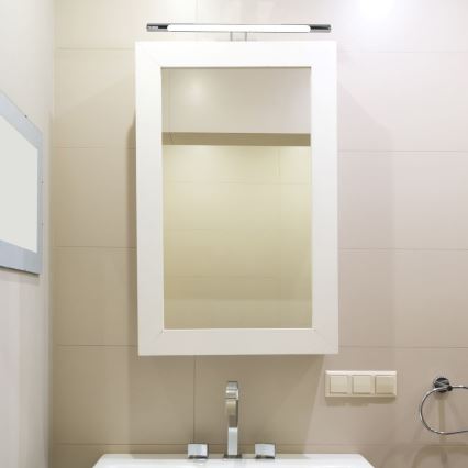 LED veidrodžio apšvietimas LED/9W/230V 3000K 50cm blizgus chromas