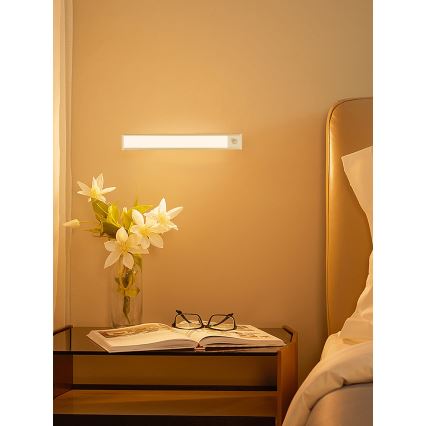 LED virtuvės šviestuvas, kabinamas po spintele CABINET-4 su PIR jutikliu LED/1,5W/230V 1100mAh 4000K