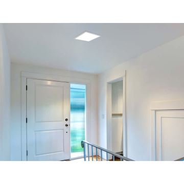 LED2 – LED Įleidžiamas vonios kambario šviestuvas SLIM LED/10W/230V IP43 CRI 90