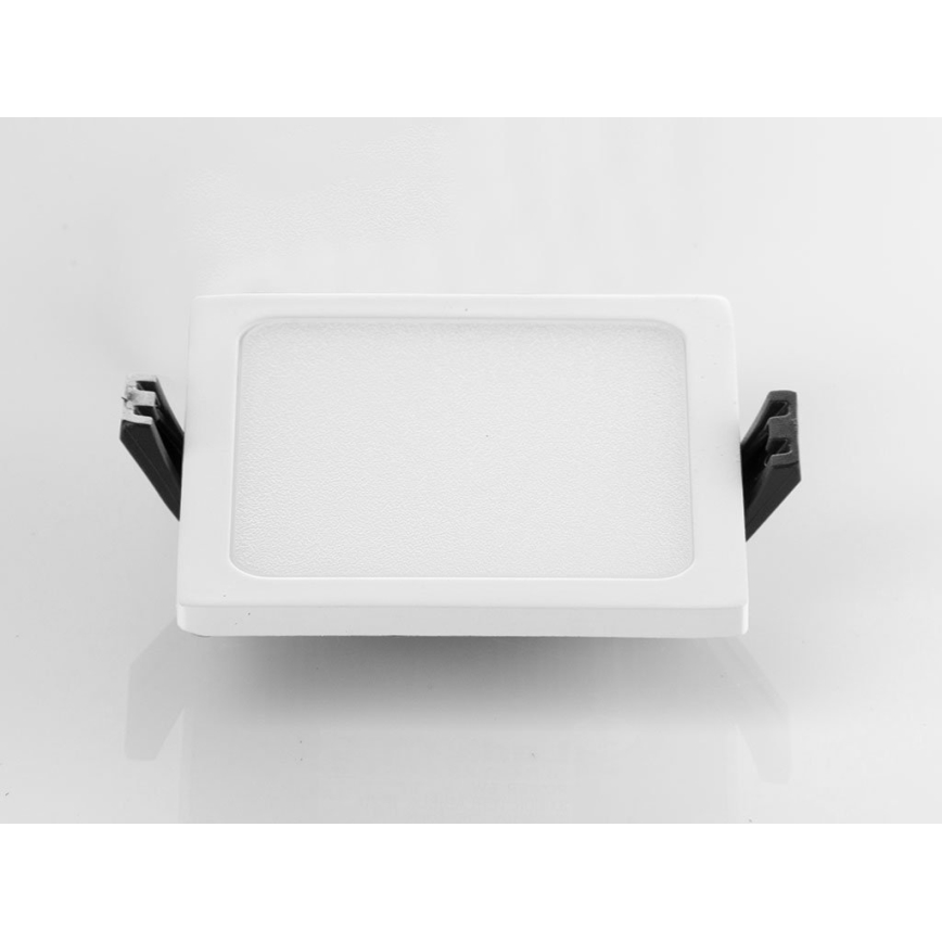 LED2 – LED Įleidžiamas vonios kambario šviestuvas SLIM LED/10W/230V IP43 CRI 90
