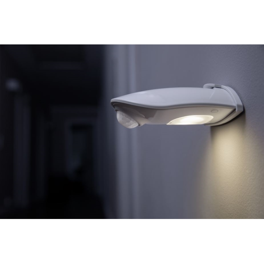 Ledvance - LED Lauko sieninis šviestuvas su jutikliu DOORLED LED/1W/3xAA IP54