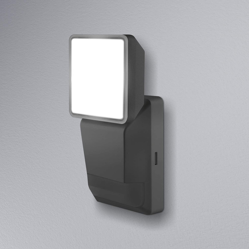 Ledvance - LED Lauko sieninis šviestuvas su jutikliu  SPOT LED/8W/230V IP55 juodas