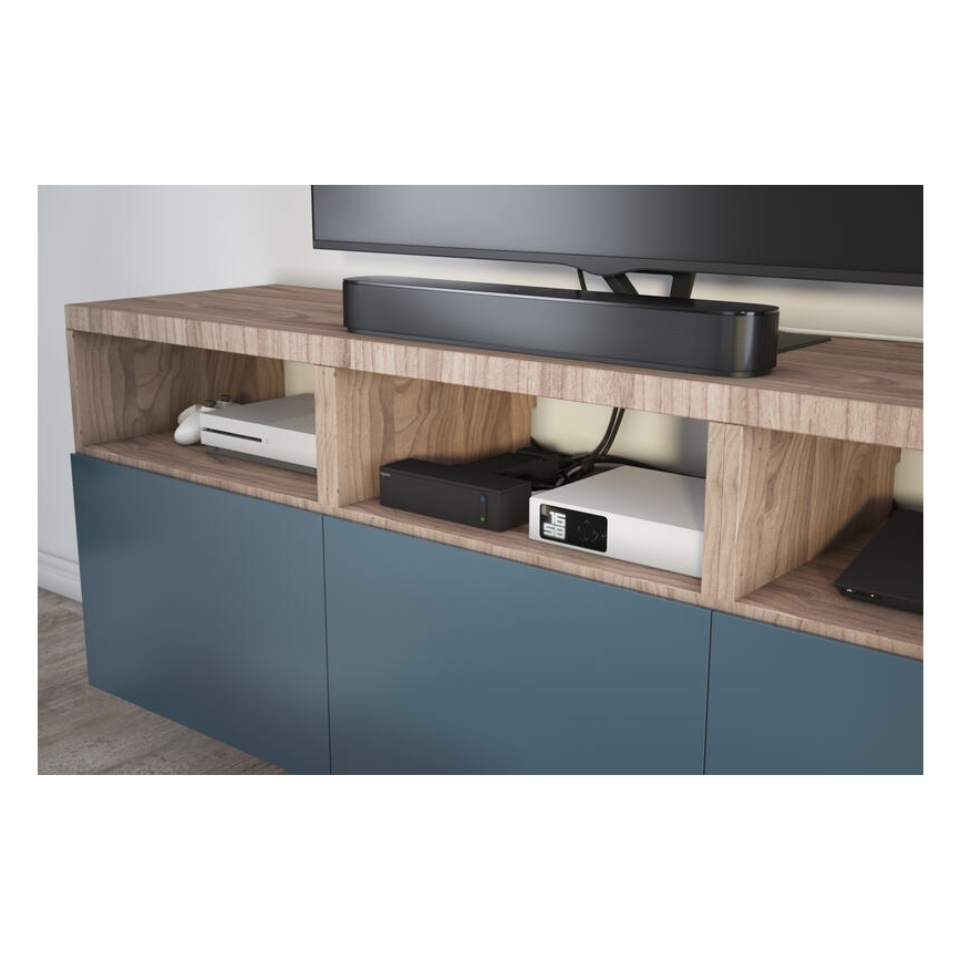 Legrand 049430 - Multimedijos HUB su jungikliu 4Z Tipas E + 4Z Tipas C 2m juoda