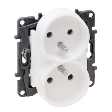Legrand - Dviguba namų elektros rozetė be rėmelio NILOE STEP 250V balta