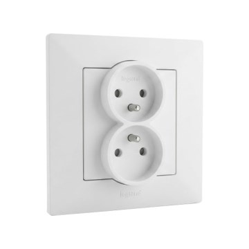 Legrand - Dviguba namų elektros rozetė su rėmeliu NILOE STEP 250V balta