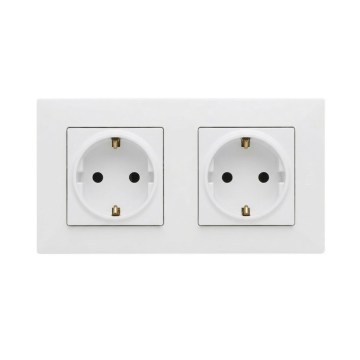 Legrand - Dviguba SCHUKO rozetė su rėmeliu NILOE STEP 250V balta
