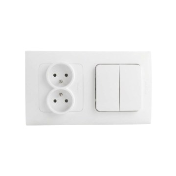 Legrand - Dvigubas namų lizdas ir dvigubas serijinis jungiklis Nr. 5 su rėmeliu NILOE STEP 250V baltas