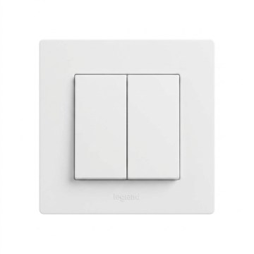 Legrand - Dvigubas serijinis jungiklis Nr. 5 su rėmeliu NILOE STEP baltas
