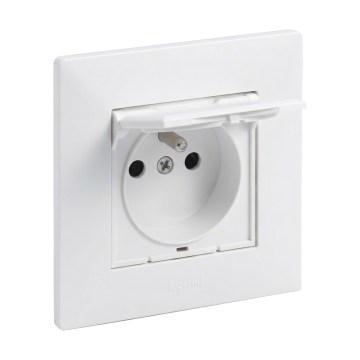 Legrand - Išorinė namų kištukinė rozetė su rėmeliu NILOE STEP 250V IP44 balta