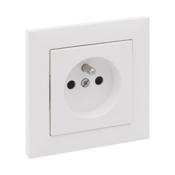 Legrand - Sieninis lizdas su rėmeliu SUNO 250V baltas