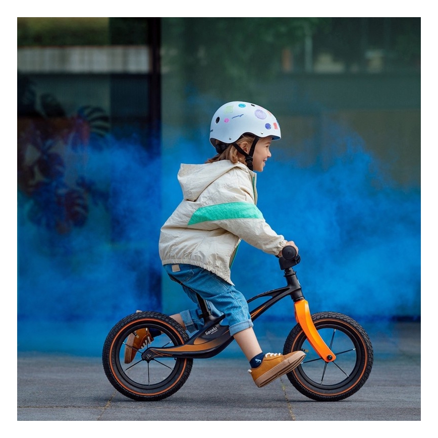 Lionelo - Balansinis dviratis BART AIR juodas/oranžinis