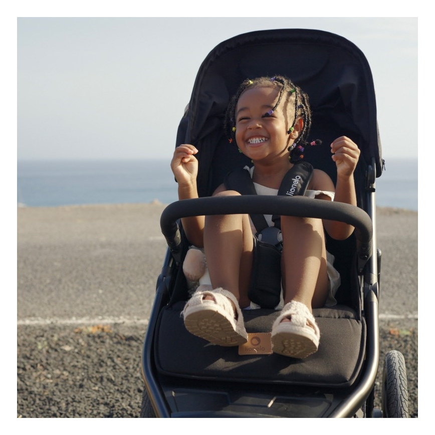 Lionelo - sportinis vežimėlis AZURA juodas