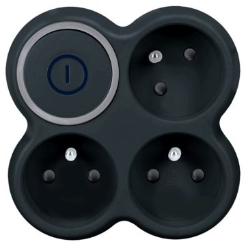 Maitinimo juosta su jungikliu, 3 x 10 A, juoda