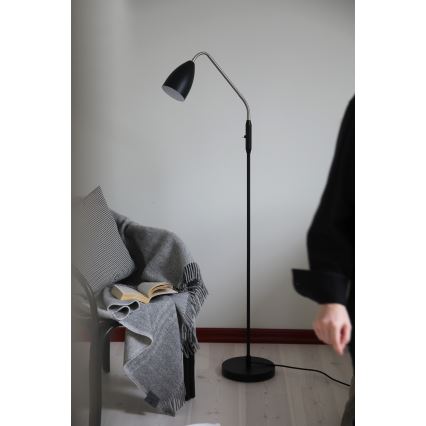 Markslöjd 108886 - LED reguliuojama grindų lempa PATRO LED/4,9W/230V CRI 90 juoda