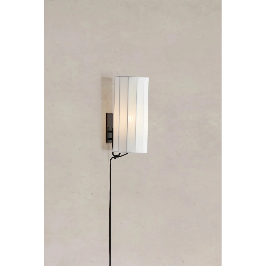 Markslöjd 108960 - Sieninis šviestuvas HIKARI 1xE27/60W/230V baltas/juodas