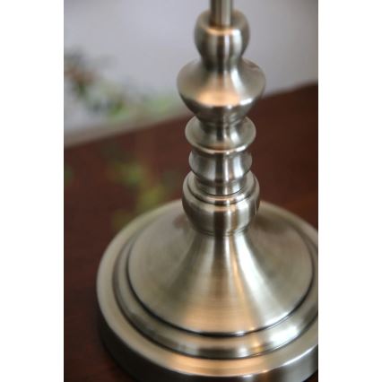 Markslöjd 108970 - Stalinis šviestuvas NOBLE 1xE14/40W/230V 66 cm balta/žalvaris