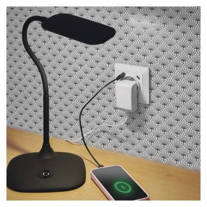 Namų sieninis lizdas su USB-A ir USB-C