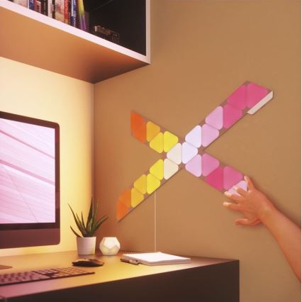 Nanoleaf NL48-1001TW-10PK - RINKINYS 10 vnt. LED RGB Pritemdomos panelės TRIANGLES LED/0,5 Wi-Fi