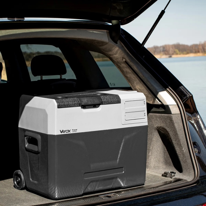 Nešiojamas automobilio šaldytuvas su LCD ekranu 40 l 230V/12V/24V juoda
