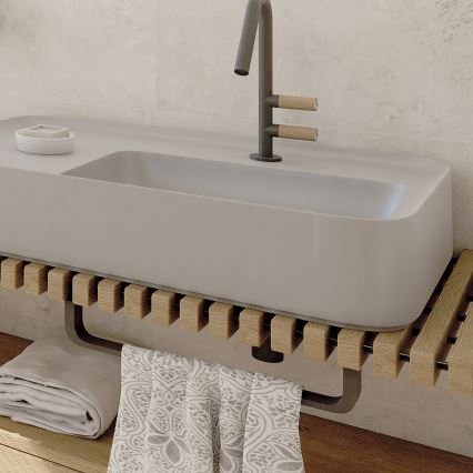 NIMCO NKC 30035-90 - Sieninė rankšluosčių kabykla NIKAU 39 cm matinė juoda