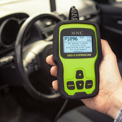 OBD2/12V automobilių diagnostika